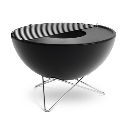 Höfats Bowl vuurschaal. Zwart geëmailleerd schaal met gietijzeren plancha plaat en rvs rooster en ster voet.