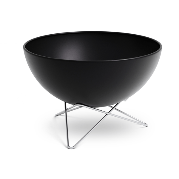 Höfats Bowl vuurschaal. Zwart geëmailleerd schaal met rvs ster voet.