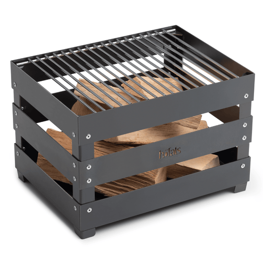 Höfats crate vuurkorf metaal met rooster. Afmeting: 40 x 30 x 27 cm.