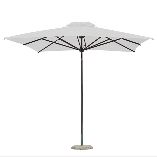 Houtstokparasol met aluminium middenmast en baleinen. Voorzien van telescopisch systeem en wit doek.
