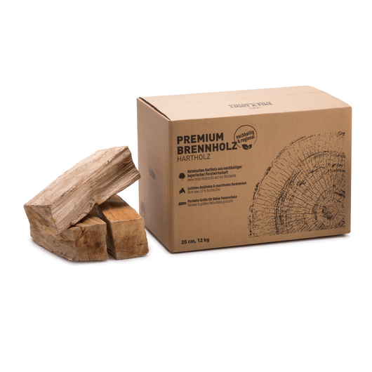 12 kg loofhout uit duurzame bosbouw
geoogst uit Duitse bomenpopulaties.
Kleinere en grotere houtblokken gemengd