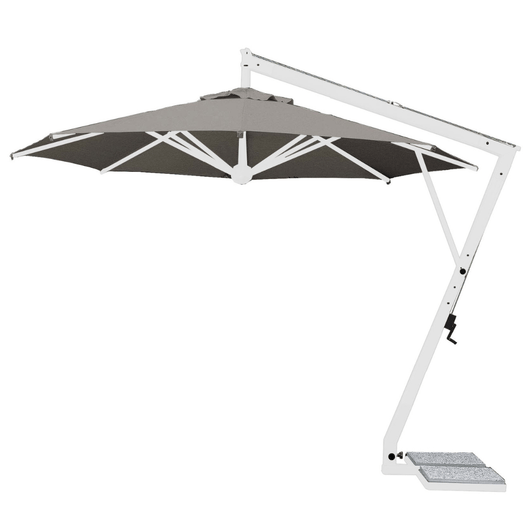 Zweefparasol Rimini met witte mast en opdraaimechanisme. Kleur doek: taupe.