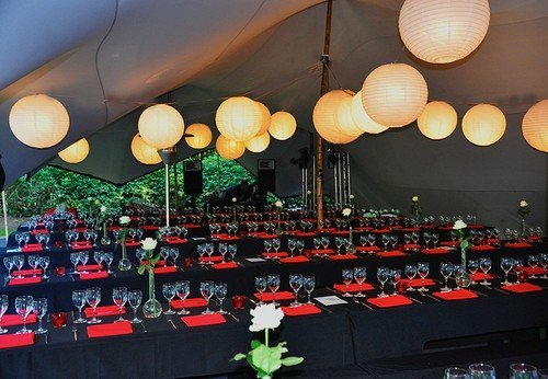 Stretchtent zand gecoat en brandvertragend in sfeer