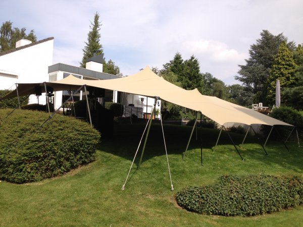Stretchtent zand gecoat en brandvertragend