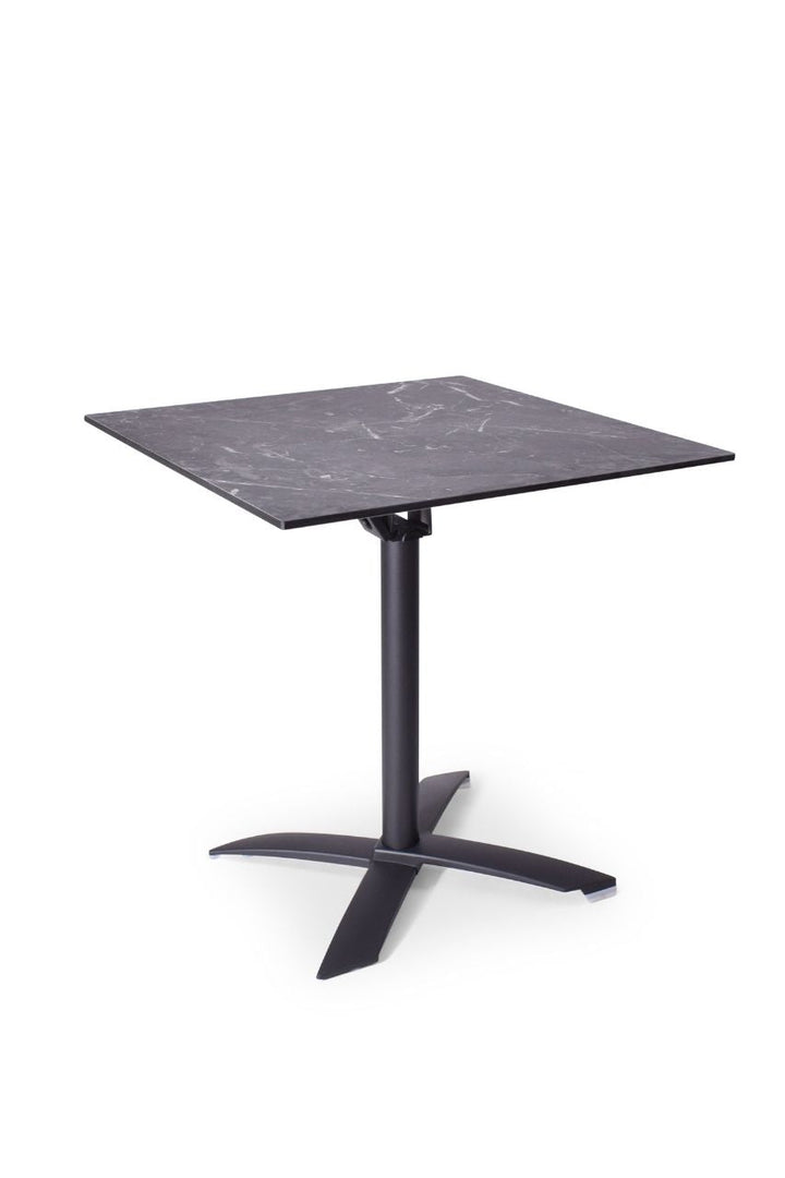 Vierkante terrastafel met zwart marmer blad en zwarte kruispoot 70x70x75