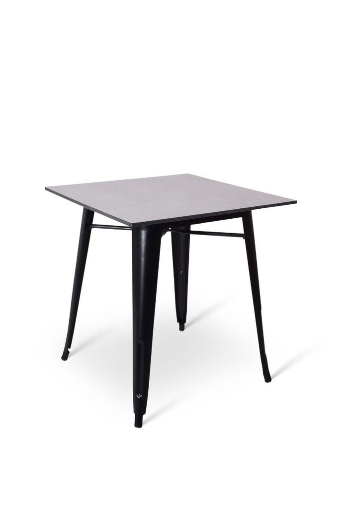 Stoere vierkante terrastafel met zwart gelakt metalen onderstel en een beton blad 70x70x75cm bij Partyfurniture
